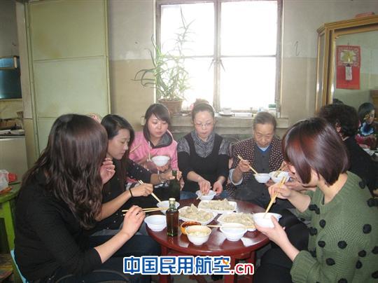 牛大妈和她的“女儿们”