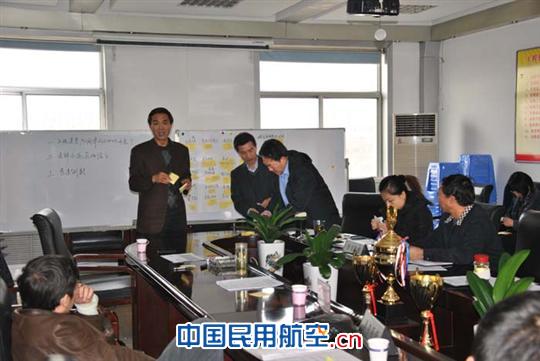 群策群力，为做好党务工作而努力