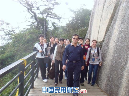 快乐的“半边天”