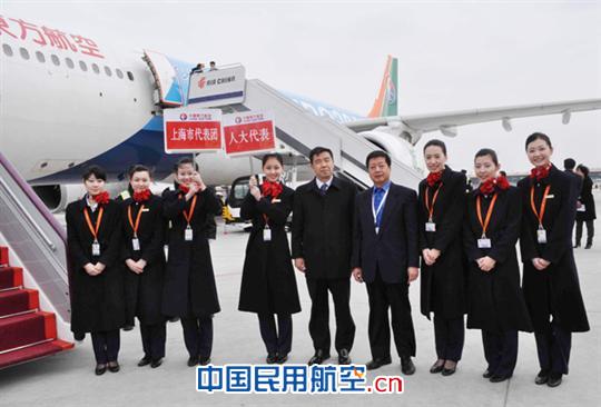 东航北京地服部做好“两会”代表离京保障