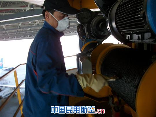 南航新疆：全面开展换季维护，给力旺季生产