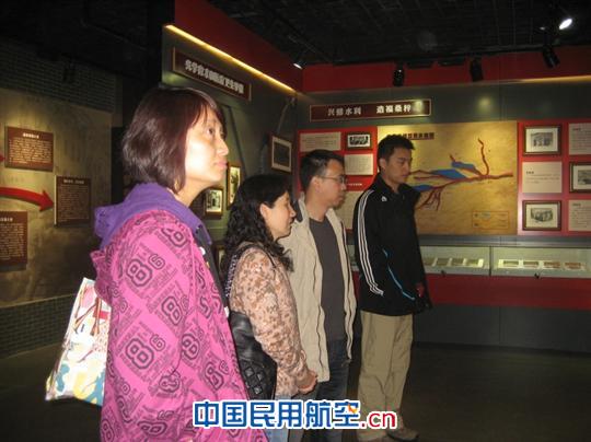 东航西北运控部航务载重支部参观杨虎城烈士陵园