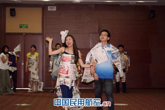 国航重庆开展首届“520”空地联谊活动