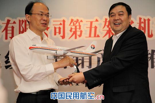 无锡机场驻场东航机队新增一架空客A320飞机 东航江苏公司机队新增一架空客A320飞机