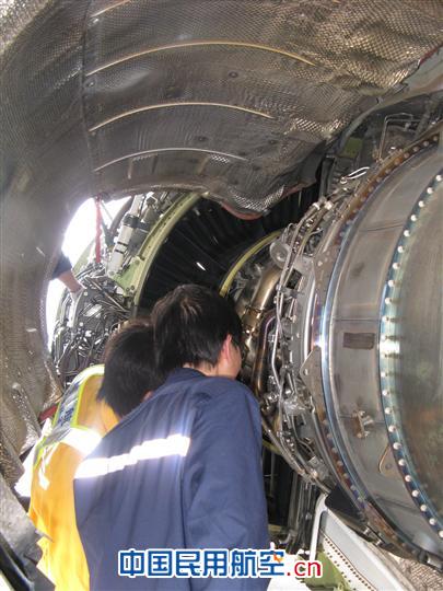 南航南宁维修基地展开引气普查 为旺季运营保驾