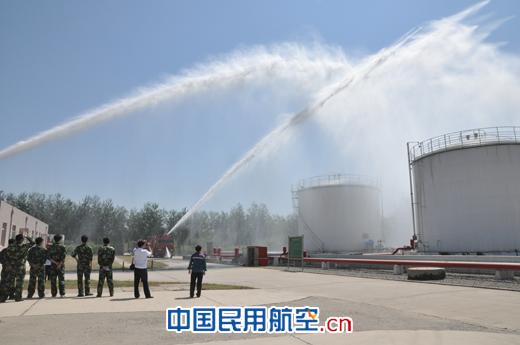 中国航油河北分公司组织消防知识培训和实战演练