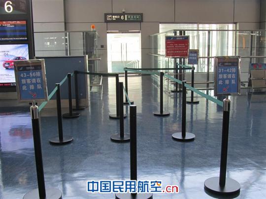 南航河南地服部：分段登机 高效有序