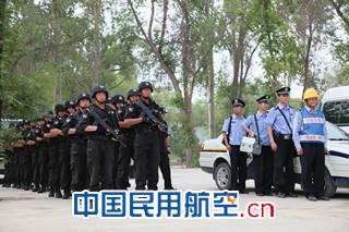 伊宁（那拉提）机场组织5.30应急救援综合演练