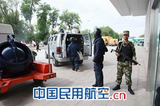 伊宁（那拉提）机场组织5.30应急救援综合演练