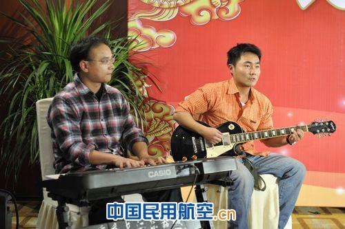 民航二所举办春节联欢会喜迎龙年新春