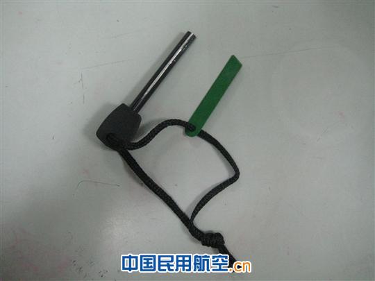三亚凤凰国际机场查获新型防水火柴