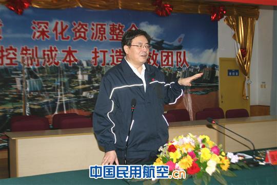 工程技术分公司副总经理张相和来渝传道解惑