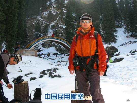 记南航新疆分公司飞行部737三分部张晓辉