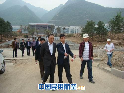 民航局空管局副局长朱士新视察西北局工程建设