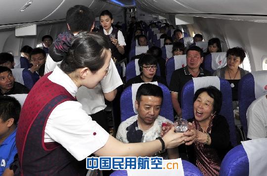 大连航空新开杭州、西安航线助力五一小长假