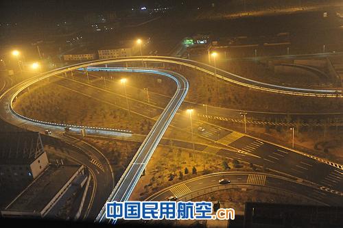 西北空管局5月3日零时顺利实施双跑道运行新程序