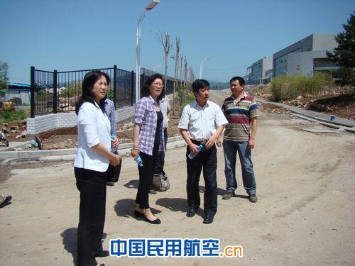 民航局空管局党委副书记范芸芸视察西安区管工程