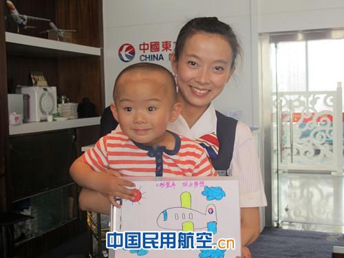 东航甘肃地服部客运分部推出六一特色主题活动