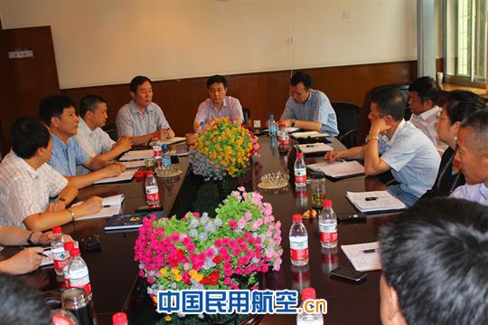 南航新疆飞行部召开党委扩大会议部署近期工作