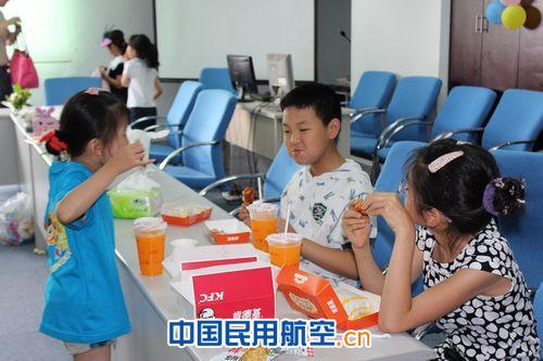 民航二所空管公司“开心分享，快乐成长”儿童节
