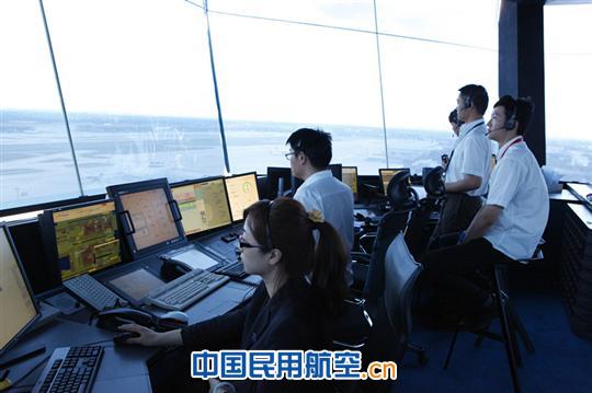 神舟九号蓄势待发 华北空管准备就绪