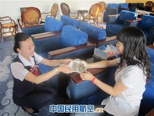东航情 棕飘香