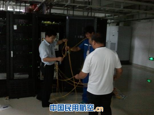 新疆机场网络信息部的搬迁之夜