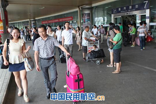 记录昆明巫家坝机场的最后一天（组图之二）