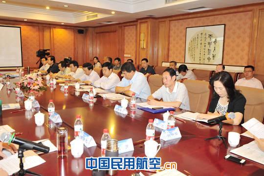 民航西北空管局召开半年工作研讨会