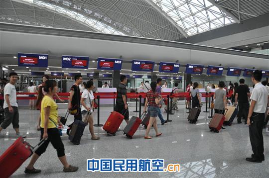 倒计时 东航四川全面推进转场工作