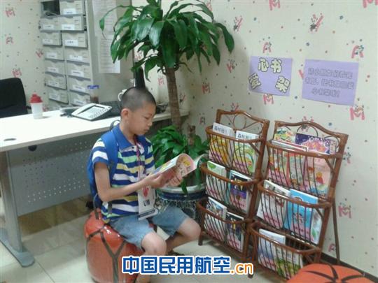 国航地服暑运护航“小飞侠”