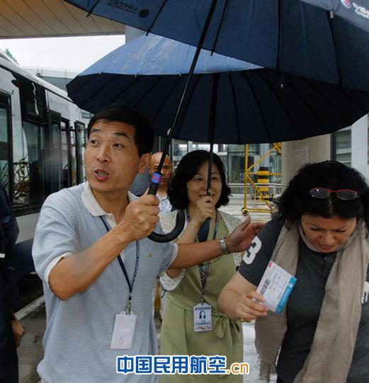东航山东应急储备组全力保障8月初航班正常