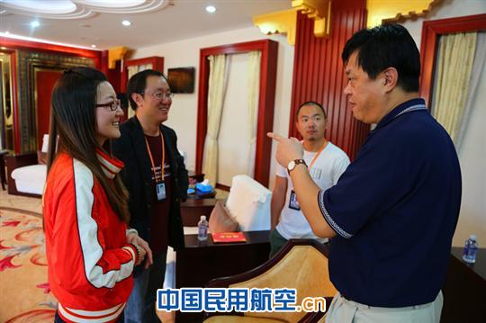 华北空管局领导赴西藏贡嘎机场慰问援藏干部