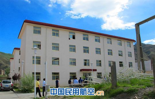 华北空管局领导赴西藏贡嘎机场慰问援藏干部