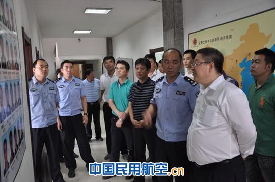 南航北方新任总经理孙建华到分公司保卫部调研