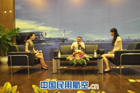 西南空管局团委开展我的青春励志故事访谈会