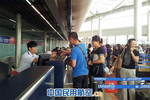 太原机场7-8月份旅客吞吐量达到139.7万人次