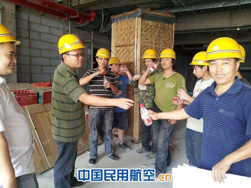 民航二所激光分工开展送a民航活动中国电子雷雕机图片