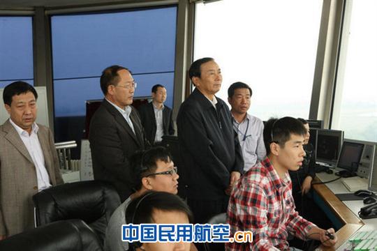 夏兴华副局长莅临天津空管分局检查指导工作