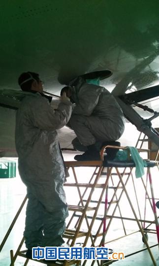 国航成都维修基地提高油箱修理品质初见成效