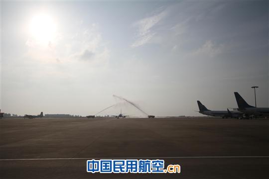 南航珠海公司引进波音737新飞机 杭州航线开通