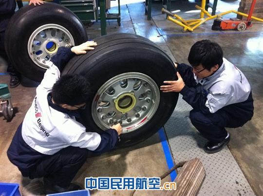 深航“印象·航线”：2012届新员工赴Ameco培训