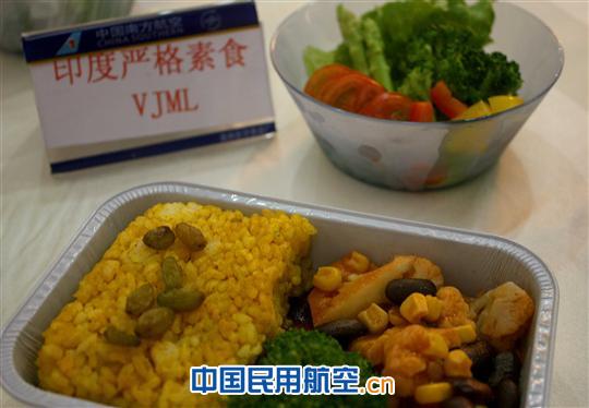 郑州航食：细心+真心=旅客顺心