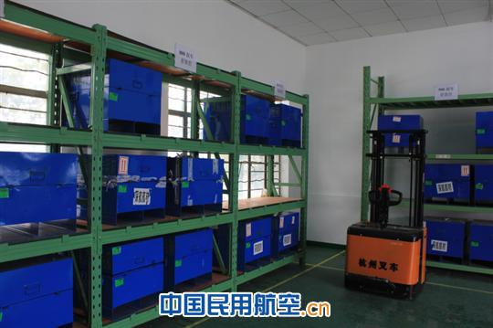 新机轮库投入使用开启航材储运新篇章
