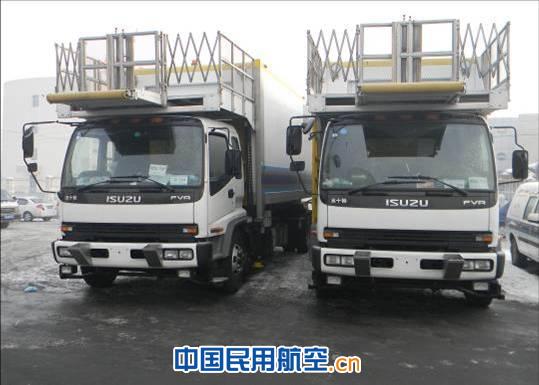 春运添“新兵” 新疆航食保障更给力