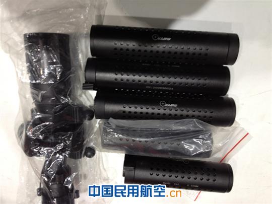 昆明长水机场安检站查获制式枪械组件