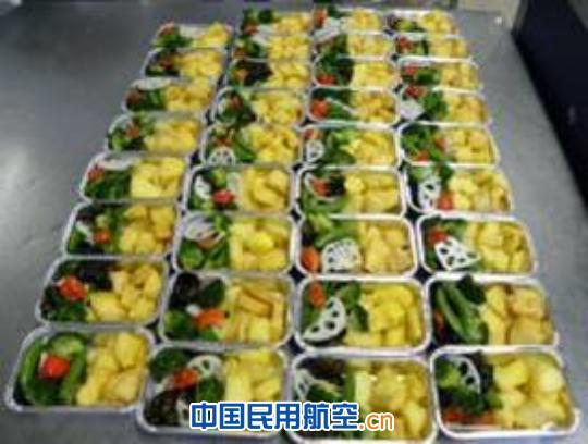 新疆航食:提前做准备 积极保“两会”