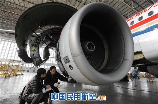 东航山东公司空地携手保障春运  情暖旅客回家路