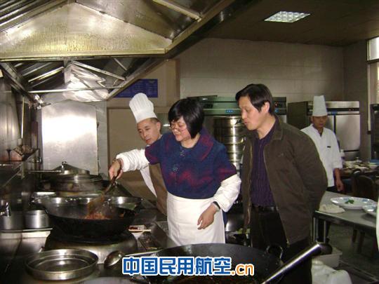 她们有一个幸福的职工之家