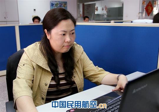 花落成泥碾作尘 化作春泥更护花